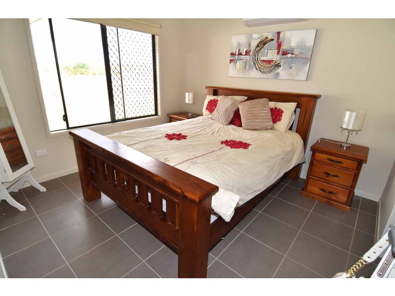 216 Bluff Road, Millchester QLD 4820