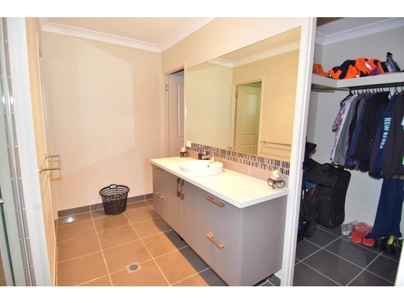 216 Bluff Road, Millchester QLD 4820