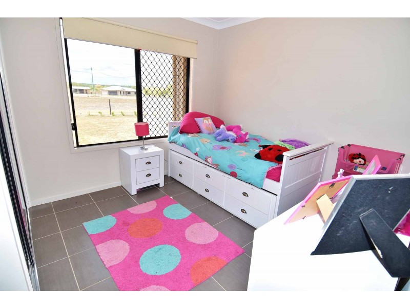 216 Bluff Road, Millchester QLD 4820