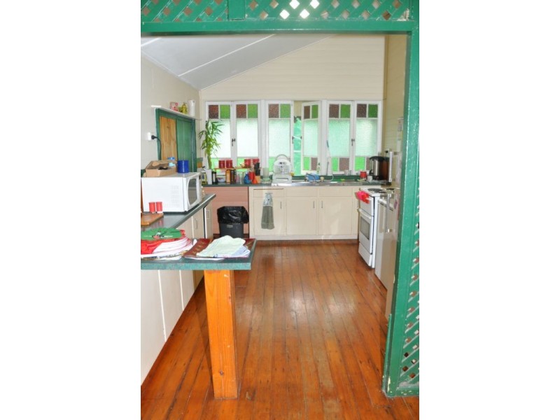 14 Paull Street, Charters Towers QLD 4820