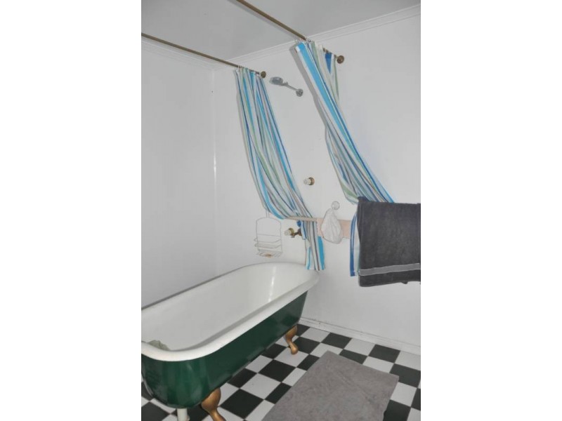 14 Paull Street, Charters Towers QLD 4820