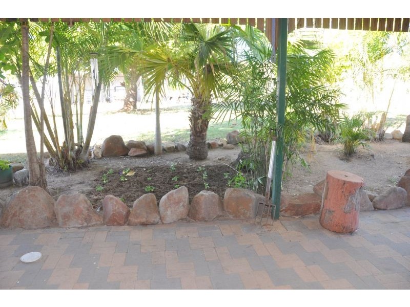 14 Paull Street, Charters Towers QLD 4820