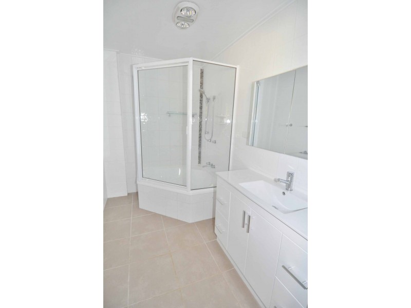 30 Range Road, Charters Towers QLD 4820