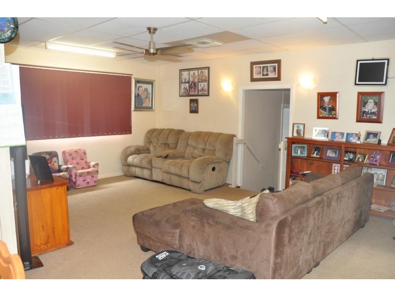 102 Hackett Terrace, Richmond Hill QLD 4820