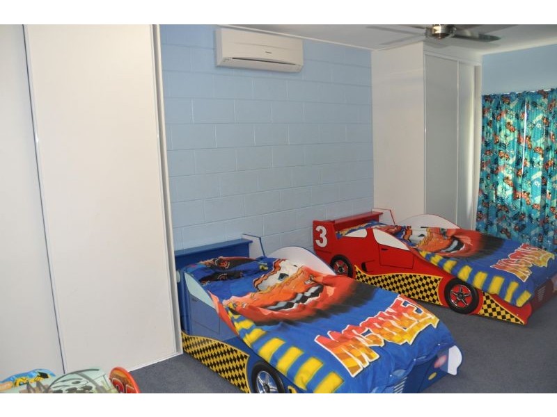 102 Hackett Terrace, Richmond Hill QLD 4820