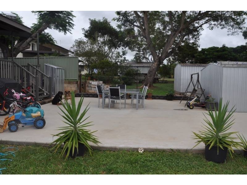 102 Hackett Terrace, Richmond Hill QLD 4820