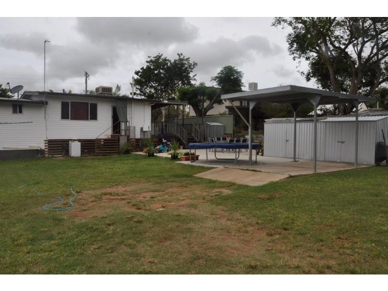 102 Hackett Terrace, Richmond Hill QLD 4820