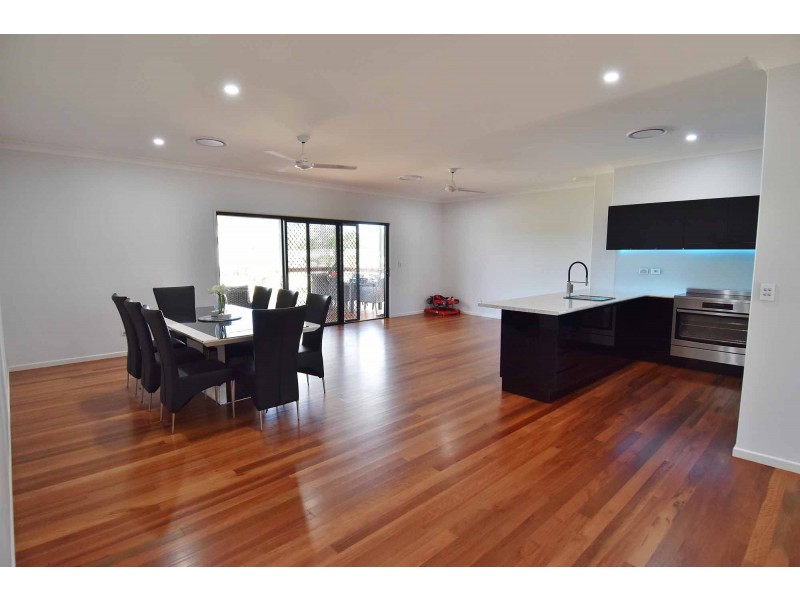 26 Axford Road, Toll QLD 4820