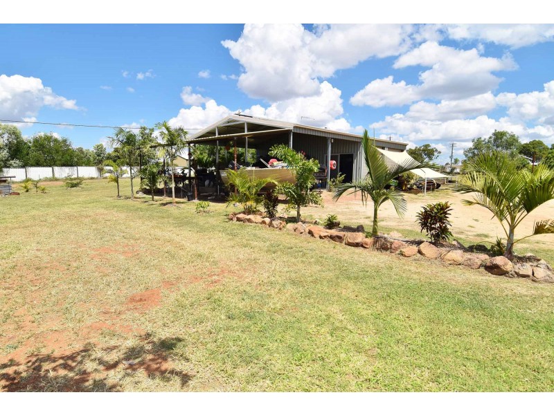 26 Axford Road, Toll QLD 4820