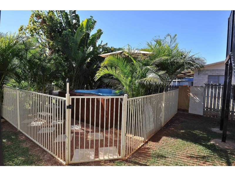 71 Plant Street, Charters Towers QLD 4820