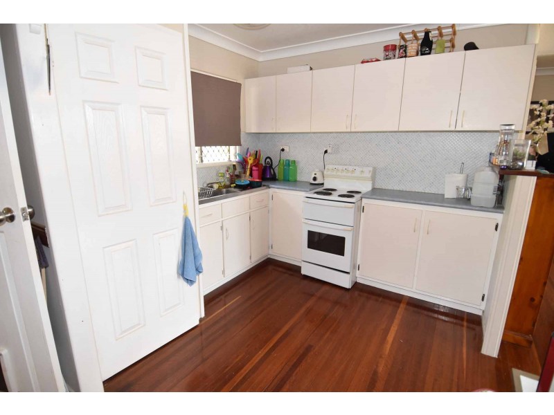10 Burdekin Street, Richmond Hill QLD 4820