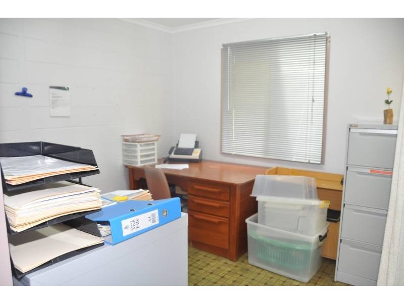 15 Davies Street, Charters Towers QLD 4820