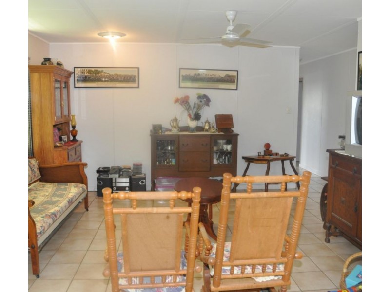 15 Davies Street, Charters Towers QLD 4820