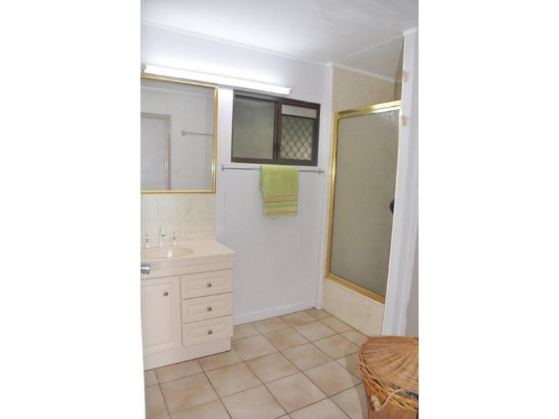 15 Davies Street, Charters Towers QLD 4820