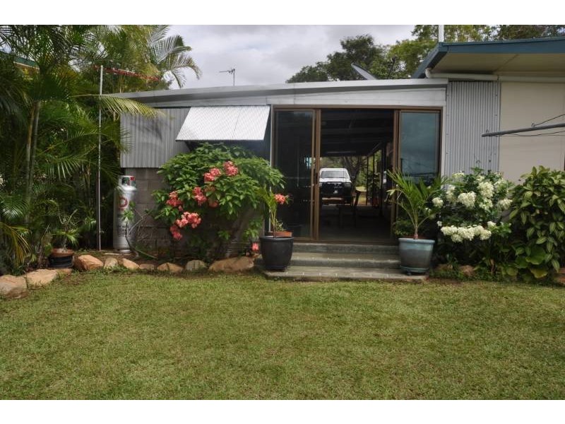 15 Davies Street, Charters Towers QLD 4820