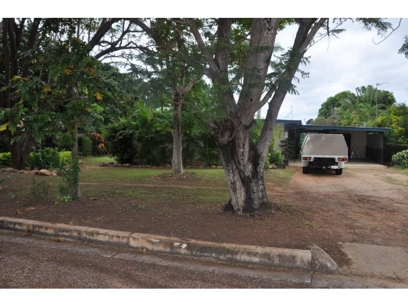 15 Davies Street, Charters Towers QLD 4820