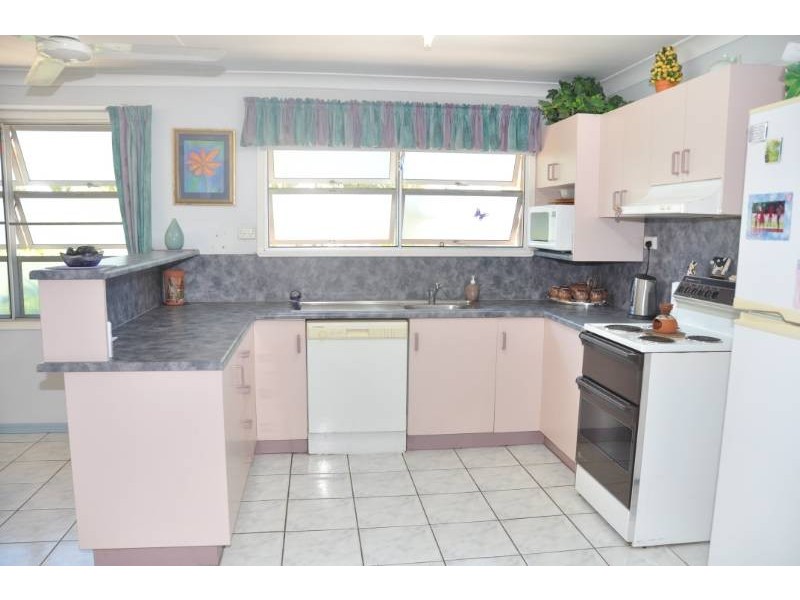 18 Crameri Lane, Millchester QLD 4820