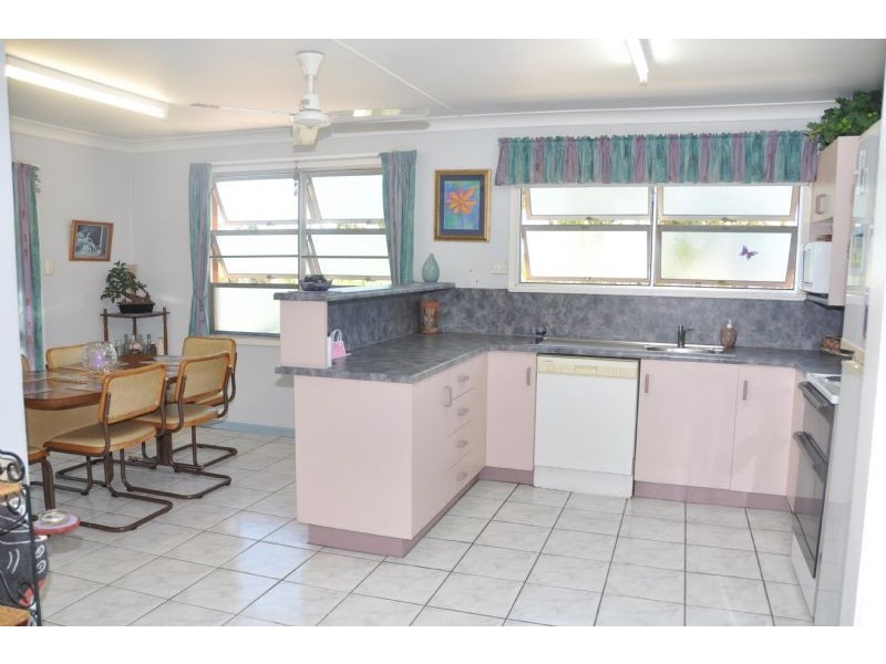 18 Crameri Lane, Millchester QLD 4820