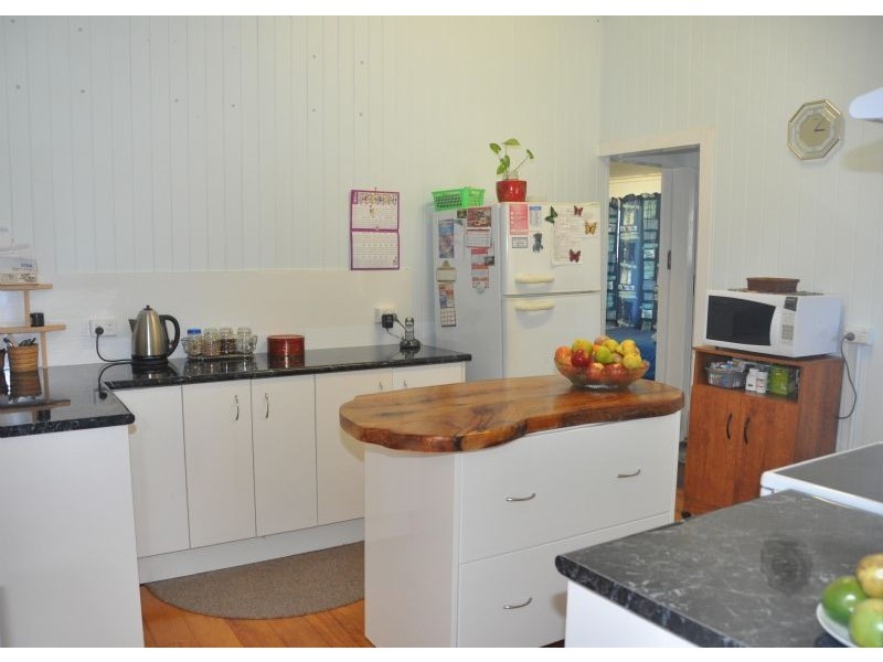 63 Hackett Terrace, Charters Towers QLD 4820