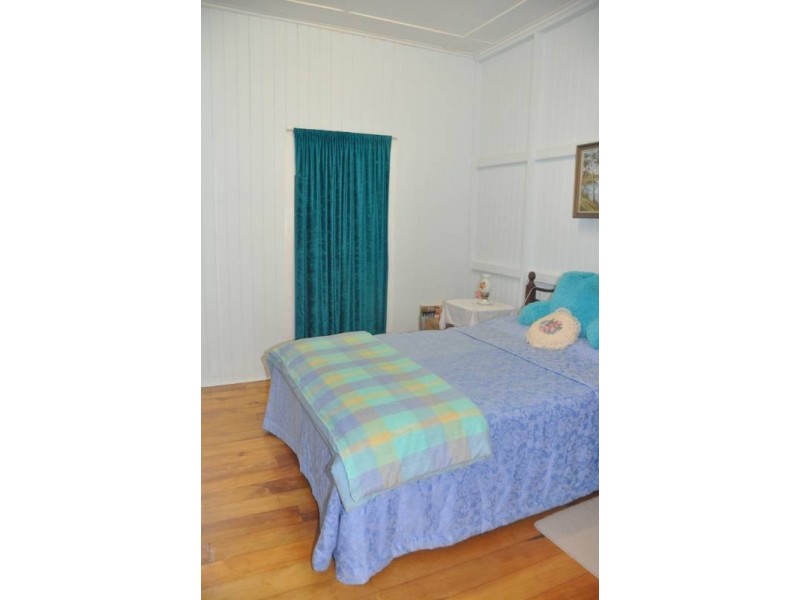 63 Hackett Terrace, Charters Towers QLD 4820