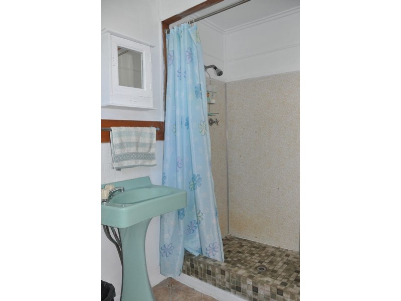 63 Hackett Terrace, Charters Towers QLD 4820