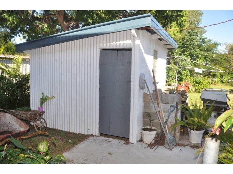 63 Hackett Terrace, Charters Towers QLD 4820