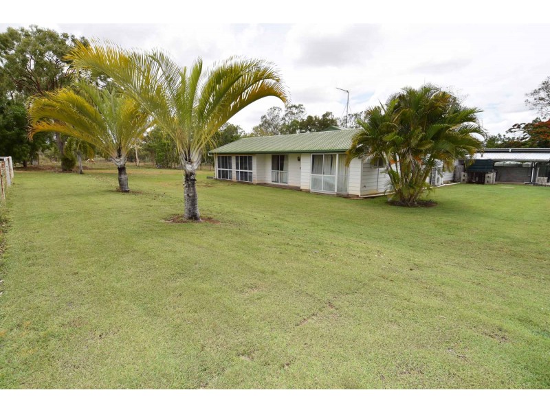 1119 Bluff Road, Broughton QLD 4820