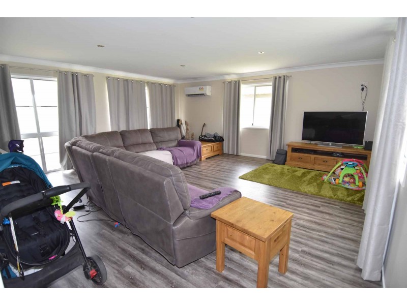 1119 Bluff Road, Broughton QLD 4820