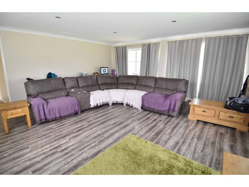 1119 Bluff Road, Broughton QLD 4820