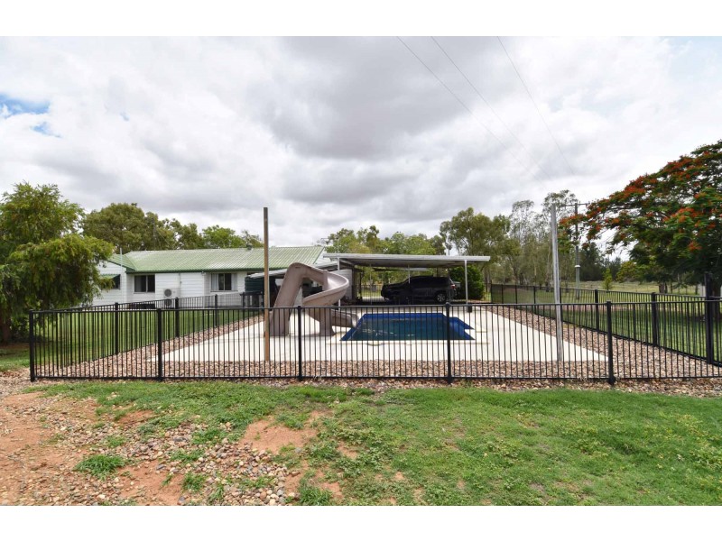 1119 Bluff Road, Broughton QLD 4820