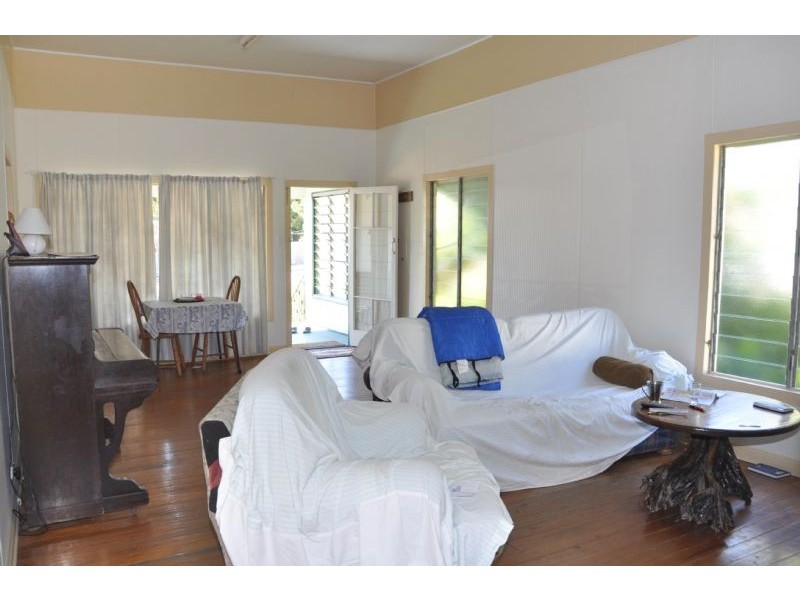 42 Ryan Street, Charters Towers QLD 4820