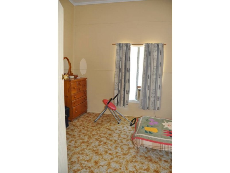 42 Ryan Street, Charters Towers QLD 4820