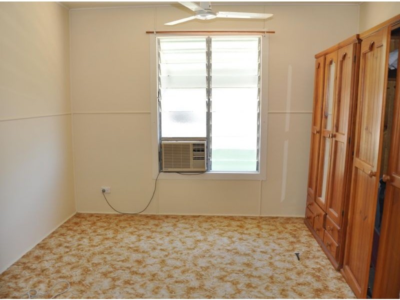 42 Ryan Street, Charters Towers QLD 4820