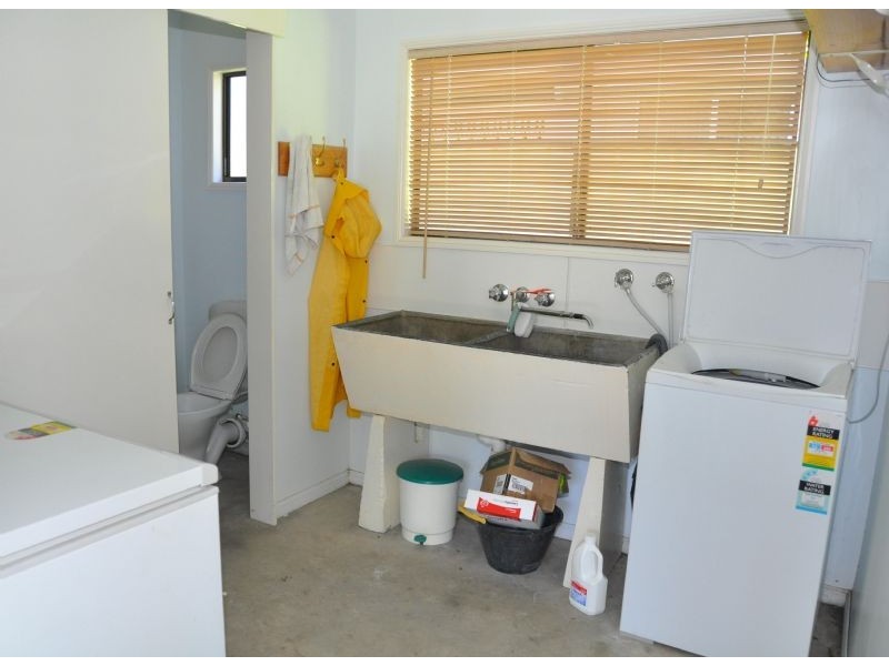 42 Ryan Street, Charters Towers QLD 4820