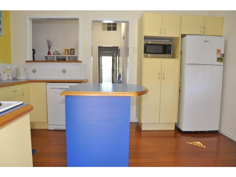 31 Melville Street, Charters Towers QLD 4820