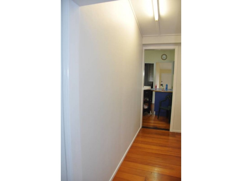 31 Melville Street, Charters Towers QLD 4820