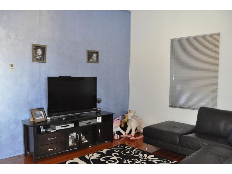 31 Melville Street, Charters Towers QLD 4820