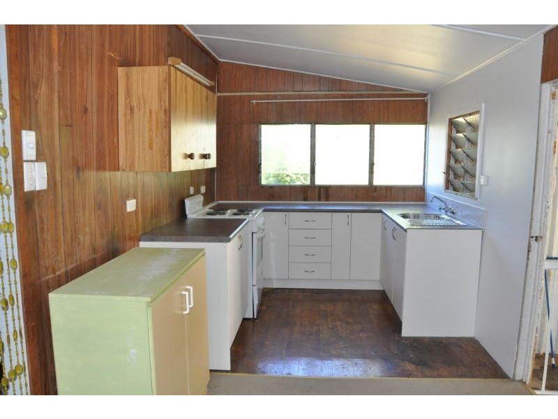 1 Pyrites Road, Charters Towers QLD 4820