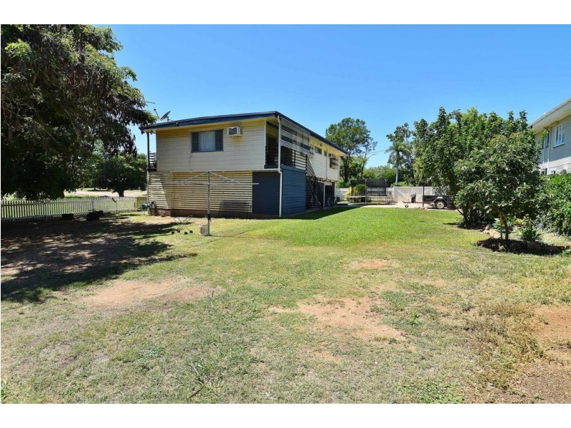 66 Baker Street, Richmond Hill QLD 4820