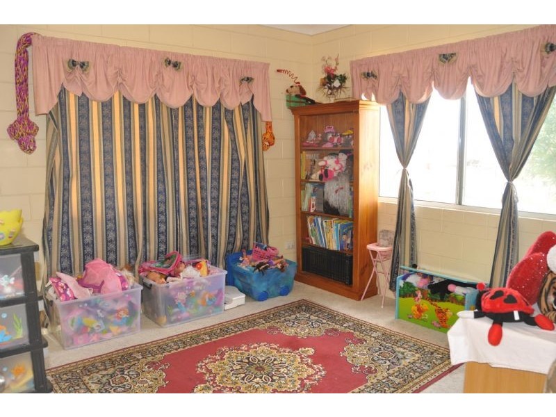 19 Aberdeen Road, Charters Towers QLD 4820