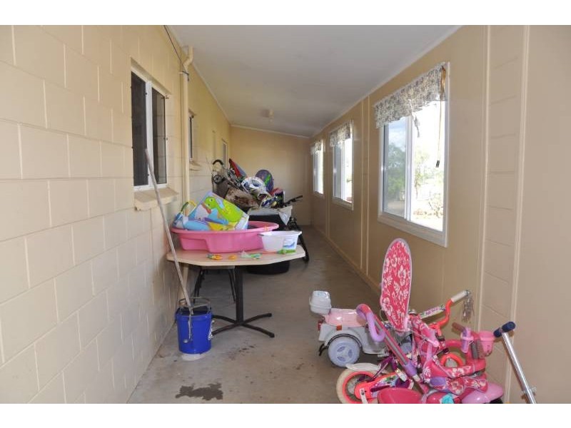 19 Aberdeen Road, Charters Towers QLD 4820