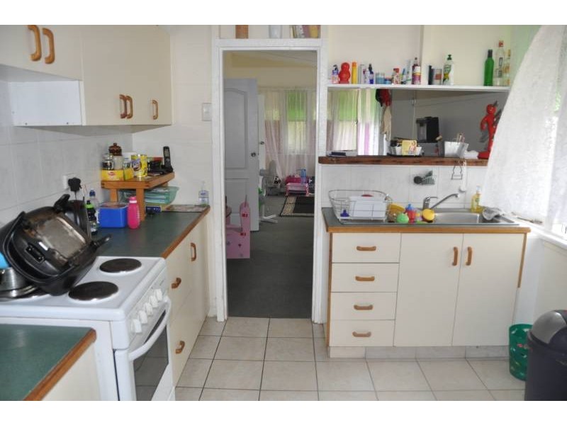 25 Vulture Street, Charters Towers QLD 4820