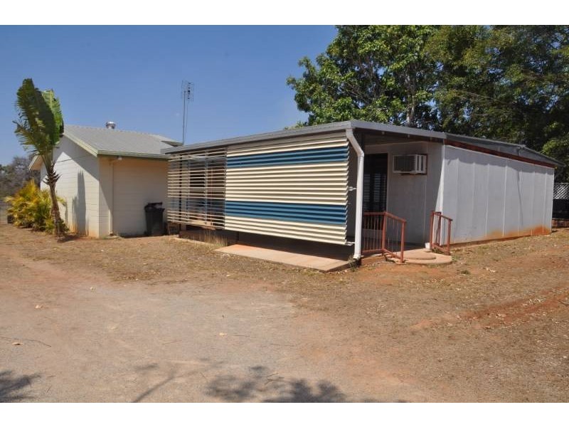 12 Devereux Street, Charters Towers QLD 4820