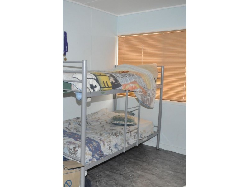 12 Devereux Street, Charters Towers QLD 4820