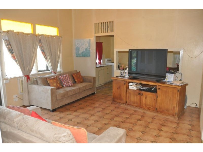 21 Rainbow Road, Charters Towers QLD 4820