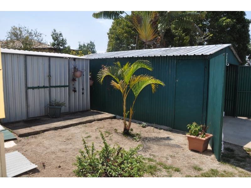 21 Rainbow Road, Charters Towers QLD 4820