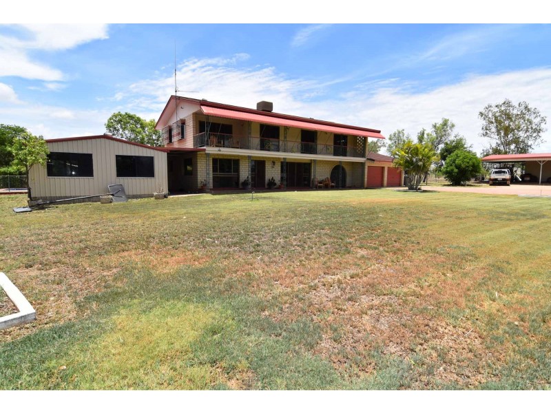 200 Bluff Road, Millchester QLD 4820