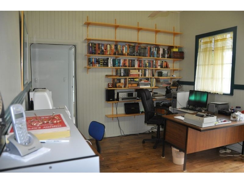 7a Hackett Terrace, Richmond Hill QLD 4820