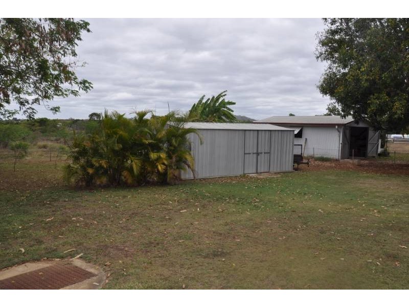 7a Hackett Terrace, Richmond Hill QLD 4820