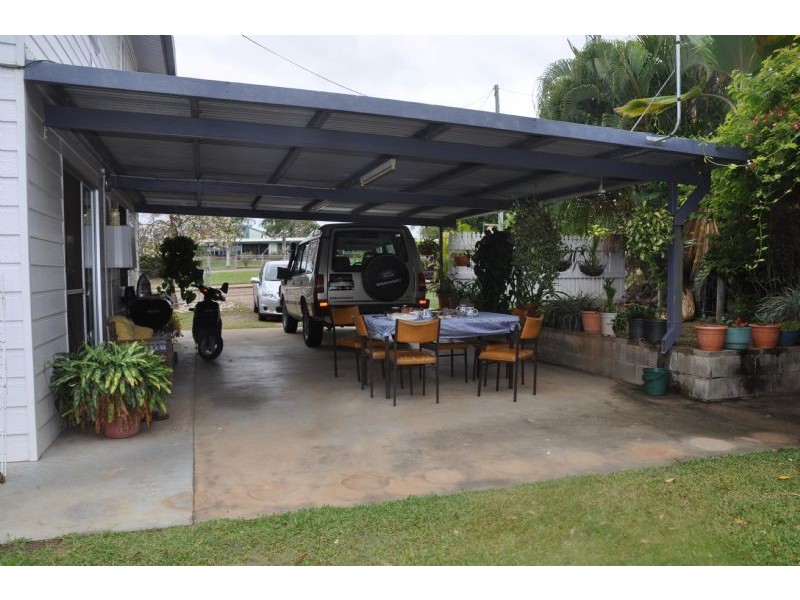 7a Hackett Terrace, Richmond Hill QLD 4820